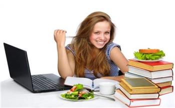 خبيرة تغذية: 7 نصائح للتركيز في فترة الامتحانات