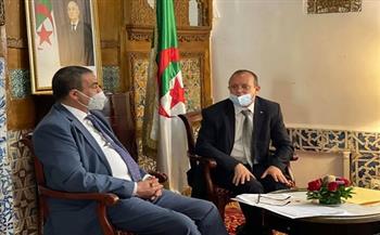 وزيرا النقل الجزائري والليبي يبحثان فتح المعابر الحدودية واستئناف الرحلات الجوية