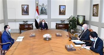 الرئيس السيسى يستعرض الموقف التنفيذى للمشروعات الحالية والمستقبلية بالمنطقة الاقتصادية لقناة السويس