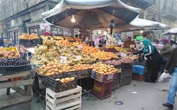 أسعار الخضراوات والفاكهة في السوق القطاعي 