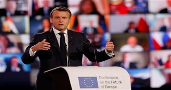 ماكرون: فرنسا لن تستخدم "أسترازينيكا" ضد متحورات كورونا