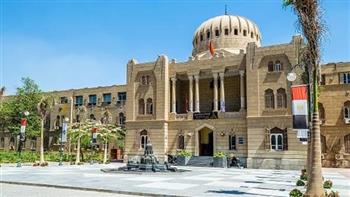 جامعة عين شمس تستطلع آراء منسوبيها حول إجراءات كورونا 