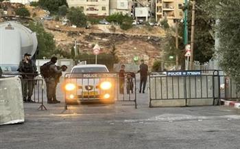 الاحتلال يحتجز سيدة ويغلق الطريق قرب الشيخ جراح بالقدس
