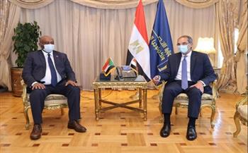وزير الاتصالات يبحث مع نظيره السودانى تعزيز التعاون بالتحول الرقمي
