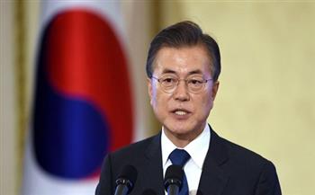 رئيس كوريا الجنوبية يحي ذكرى الانتفاضة التاريخية المؤيدة للديمقراطية