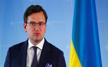 أوكرانيا تدعو ميركل للمشاركة في قمة "منصة القرم"