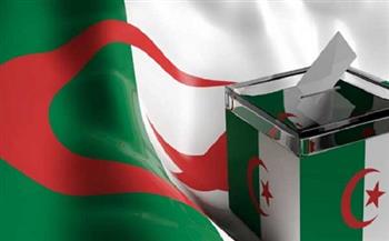 الجزائريون في الخارج يبدأون التصويت في الانتخابات التشريعية المبكرة