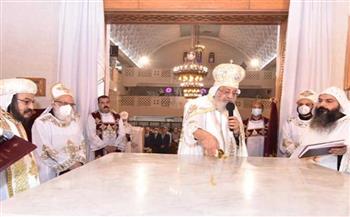 البابا تواضروس يترأس أول قداس بكنيسة القديسين بعد تدشينها في الإسكندرية 