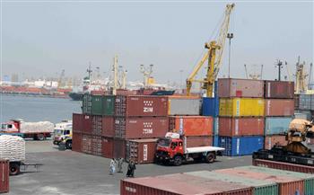 ميناء الإسكندرية يتداول 125 طنا و800 كجم بضائع خلال 24 ساعة