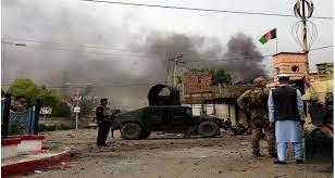 مقتل وإصابة 5 أشخاص من عائلة واحدة في هجوم صاروخي شرقي أفغانستان