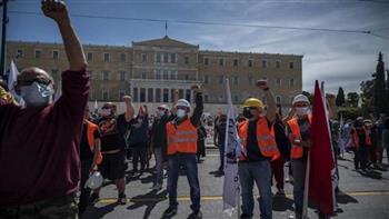 مظاهرات وإضرابات ضد قانون العمل في اليونان