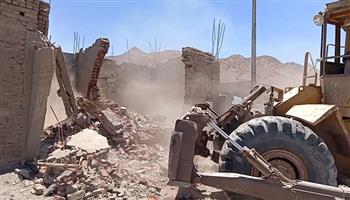 إزالة 25 منزلًا بمنطقة زرزارة العشوائية بمدينة سفاجا