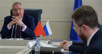 روسيا والصين تعرضان خطة إنشاء محطة على القمر