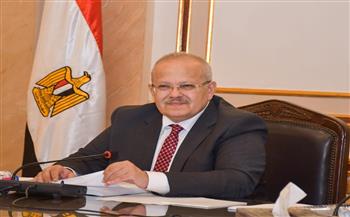رئيس جامعة القاهرة يوجه باستمرار تطوير البنية التحتية التكنولوجية لمركز التعليم المدمج