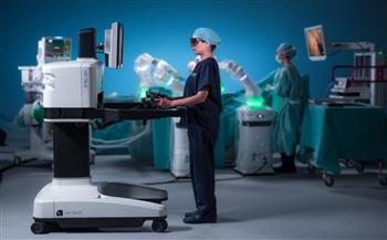 جامعة عين شمس تستعد لتطبيق الجراحة الروبوتية بمستشفياتها الجامعية