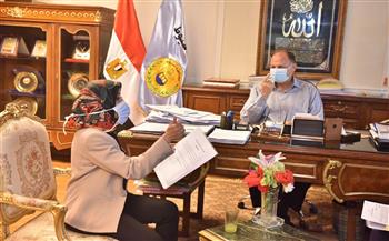 محافظ أسيوط يلتقى عميد معهد جنوب مصر للأورام    