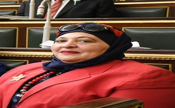 برلمانية تطالب بإقامة مجمع مدراس ثانوي في مركز أبوتشت بقنا