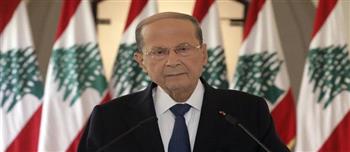 الرئيس اللبناني يطلب زيادة أعداد الفرق الصحية بالمطار