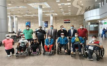 استقبال رسمي لبعثة منتخب السباحة البارالمبي بمطار القاهرة