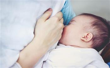 «بلاش استسهال».. الرضاعة الطبيعية تحميك من 3 أنواع للسرطان