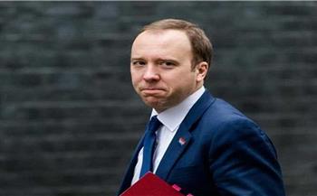 وزير الصحة البريطاني في مأزق بسبب «علاقة» مع موظفة