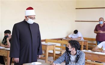 دون رصد شكاوى.. رئيس قطاع المعاهد الأزهرية يتفقد لجان امتحانات الشهادة الثانوية