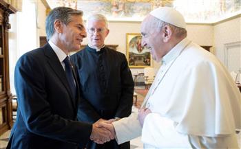 لأول مرة في عهد  بايدن.. وزير الخارجية الأمريكي يلتقي البابا فرنسيس في الفاتيكان