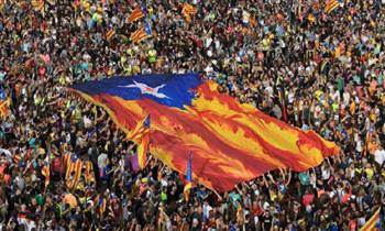 رئيس وزراء إسبانيا يلتقي زعيم إقليم كتالونيا وجولة جديدة من المفاوضات في سبتمبر المقبل