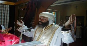 مطران بورسعيد يرأس صلاة عشية عيد الأنبا موسى الأسود (فيديو)