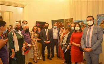  بمشاركة 44 فنانا تشكيليا.. افتتاح المعرض الفني «فلسطين في القلب» 