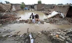 مقتل وإصابة 4 أطفال إثر انهيار سقف منزل بسبب الأمطار جنوبي باكستان