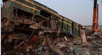 الخارجية الكويتية تعرب عن أسفها تجاه حادث تصادم قطاري في باكستان