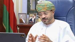 وزير الخارجية العماني يصل الرياض