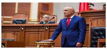البرلمان الألباني يصوت لصالح إقالة رئيس البلاد