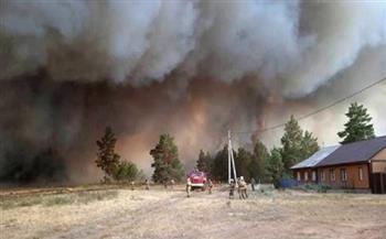 حرائق الغابات تدمر عشرات المنازل وتشرد المئات في مقاطعة تشيليابينسك الروسية