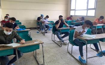 نائب محافظ القاهرة يتابع لجان امتحانات الثانوية العامة