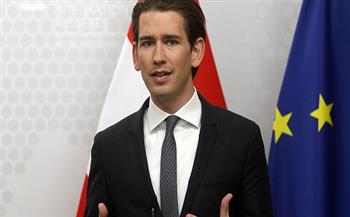 النمسا: الحكومة ماضية في رفع قيود كورونا رغم القلق من موجة رابعة