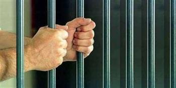 حبس 5 عاطلين متهمين بحيازة مواد مخدرة بمدينة نصر 