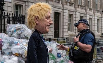بالصور.. «القمامة» تشعل الأزمة بين بريطانيا وتركيا