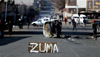 استمرار أعمال العنف بجنوب أفريقيا بسبب الحكم بسجن الرئيس السابق زوما