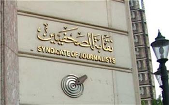 إنذار رسمى لنقيب الصحفيين لتجميد عضوية «عبد الناصر سلامة»