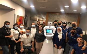 أنجاز جديد لـ«هندسة المنصورة».. تدشن أول روبوت لتقديم الخدمات الطبية