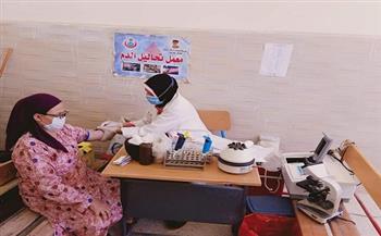 صحة المنيا تقدم الخدمات الطبية لـ 1392 مواطنا بقرية الوفاء بسمالوط