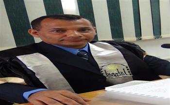 متحديًا الإعاقة.. الدكتور أسامة عبدالعال ينال الدكتوراه بـ«تربية أسيوط».. وحلمه التدريس بالجامعة