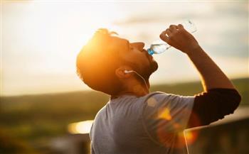 أبرز فوائد شرب الماء في الصيف.. يحافظ علي صحتك ويقيك من ضربة الشمس
