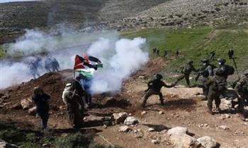 قوات الاحتلال الاسرائيلي تقمع مسيرة بين دجن شرق نابلس