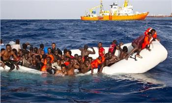 منظمة "اس.او.اس" تنقذ 44 مهاجرا في عرض البحر المتوسط