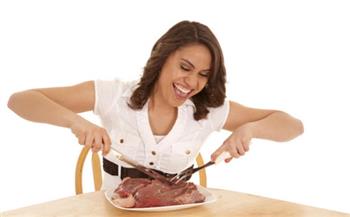 بدون زيادة الوزن.. استشاري تغذية تكشف الطرق الصحية لتناول اللحوم  (خاص)