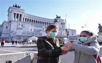 بعد رفض تطعيم الشباب.. الصحة الإيطالية تُلزم المدرسين بأخذ لقاح كورونا