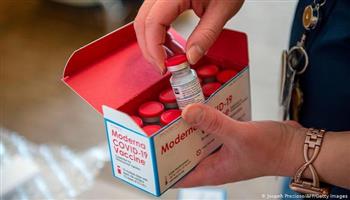 وكالة الأدوية الأوروبية تصرح باستخدام لقاح "موديرنا" للمراهقين